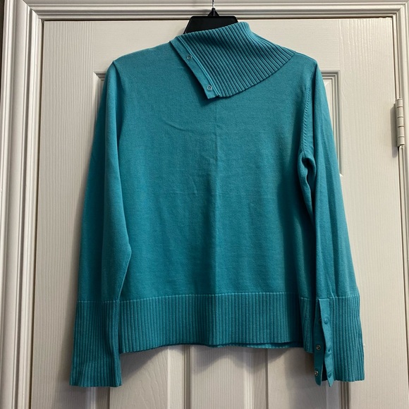 NWT NINE & Co. Collared Sweater With Snap On Sleeves/Collar Sz L - Picture 2 of 11